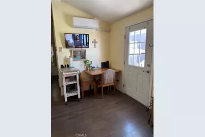 1660 Whittier Ave #4, Costa Mesa, CA 92627 - Photo 13