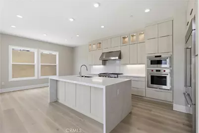 156 Apron, Irvine, CA 92618 - Photo 5