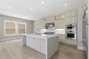156 Apron, Irvine, CA 92618 - Photo 5