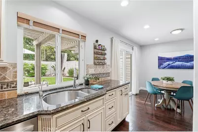 11 Shadowleaf, Irvine, CA 92614 - Photo 9