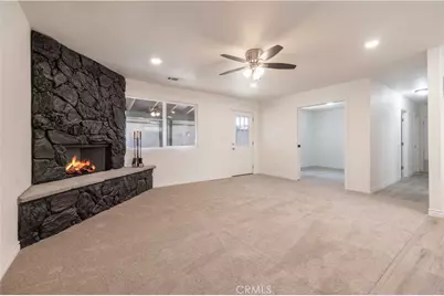 448 Victoria Lane, Sugarloaf, CA 92386 - Photo 3