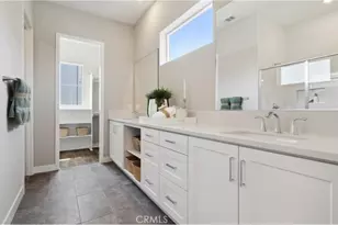 24561 Via La Sombrilla, Valencia, CA 91354 - Photo 15