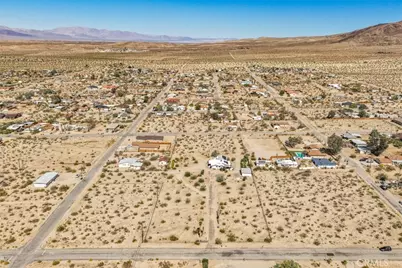 7657 N Star, 29 Palms MCB, CA 92277 - Photo 3
