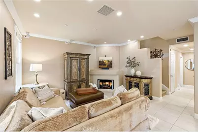 62 Dovetail, Irvine, CA 92603 - Photo 3