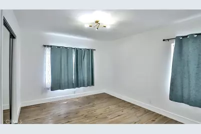 11445 Saticoy Street, North Hollywood, CA 91605 - Photo 13