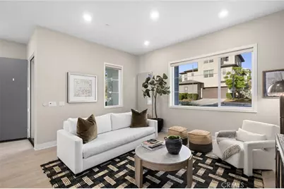 157 Crossover, Irvine, CA 92618 - Photo 5