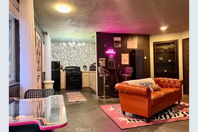 33064 Arrowbear, Running Springs, CA 92382 - Photo 5