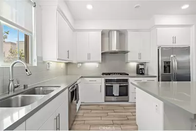 144 Paramount, Irvine, CA 92618 - Photo 5