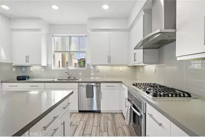 144 Paramount, Irvine, CA 92618 - Photo 3