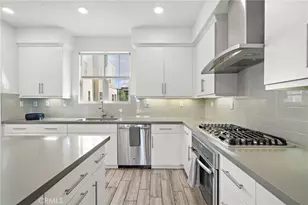 144 Paramount, Irvine, CA 92618 - Photo 3