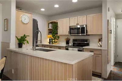 4900 Overland #326, Culver City, CA 90230 - Photo 3