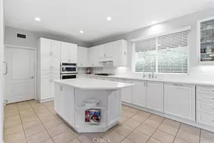 22611 Wakefield, Mission Viejo, CA 92692 - Photo 9