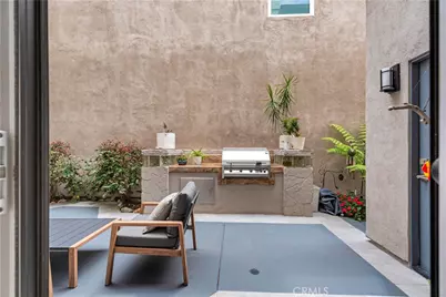 212 Hartford Avenue, Huntington Beach, CA 92648 - Photo 25