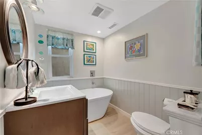 212 Hartford Avenue, Huntington Beach, CA 92648 - Photo 53