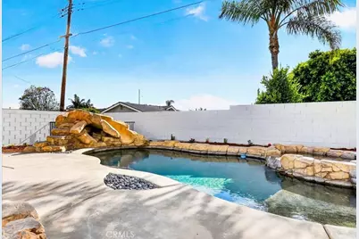 592 N Milford, Orange, CA 92867 - Photo 35