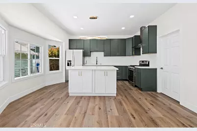 548 E 14th, Long Beach, CA 90813 - Photo 11