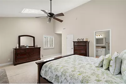 207 Memphis Avenue, Huntington Beach, CA 92648 - Photo 17