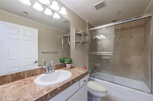 610 S Wilton Pl, Los Angeles, CA 90005 - Photo 35