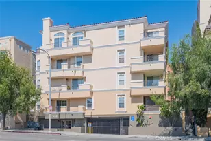 610 S Wilton Pl, Los Angeles, CA 90005 - Photo 31
