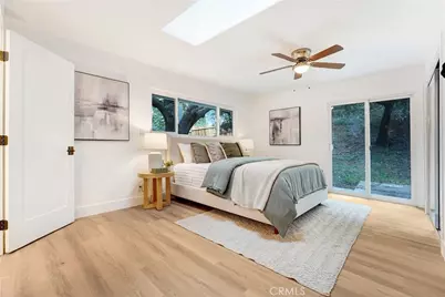 22323 Miranda Street, Woodland Hills, CA 91367 - Photo 11