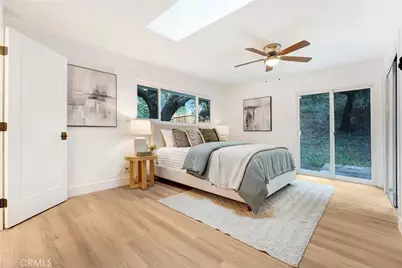 22323 Miranda Street, Woodland Hills, CA 91367 - Photo 11
