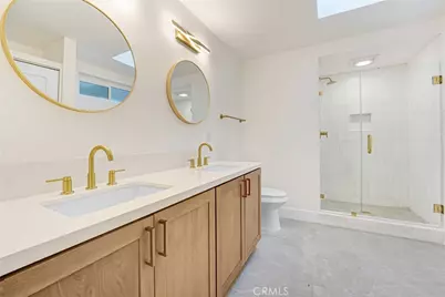 22323 Miranda Street, Woodland Hills, CA 91367 - Photo 13