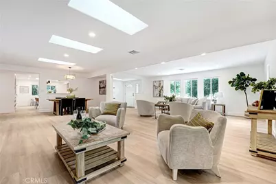 22323 Miranda Street, Woodland Hills, CA 91367 - Photo 7