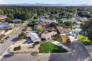 4806 Beverly Ct, Riverside, CA 92506 - Photo 5