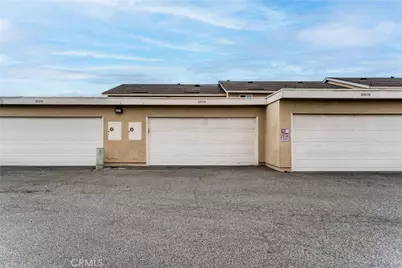 2921 S Sycamore St #E, Santa Ana, CA 92707 - Photo 27