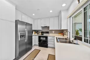 2921 S Sycamore St, Santa Ana, CA 92707 - Photo 11