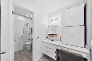 2921 S Sycamore St, Santa Ana, CA 92707 - Photo 21
