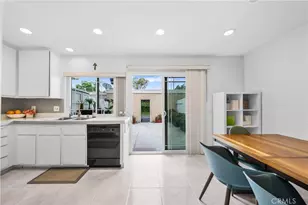2921 S Sycamore St, Santa Ana, CA 92707 - Photo 9