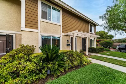 2921 S Sycamore St #E, Santa Ana, CA 92707 - Photo 3