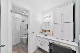 2921 S Sycamore St, Santa Ana, CA 92707 - Photo 21