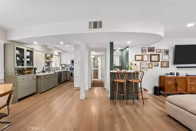 4445 Cartwright Avenue #212, Toluca Lake, CA 91602 - Photo 3