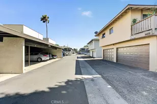 16572 Goldenwest St, Huntington Beach, CA 92647 - Photo 7