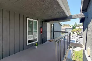 2835 S Fairview, Santa Ana, CA 92704 - Photo 3