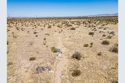 9500 Villa Street, Adelanto, CA 92301 - Photo 27
