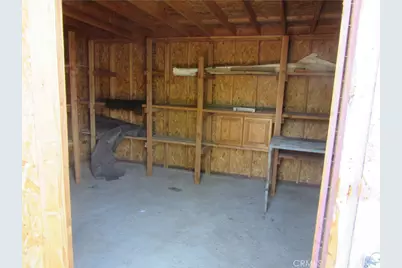 16592 Valencia, Fontana, CA 92335 - Photo 57