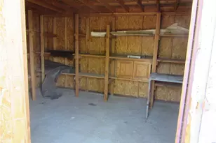 16592 Valencia, Fontana, CA 92335 - Photo 57