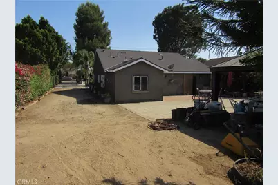 16592 Valencia, Fontana, CA 92335 - Photo 45