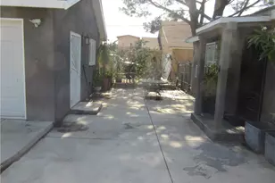 16592 Valencia, Fontana, CA 92335 - Photo 7