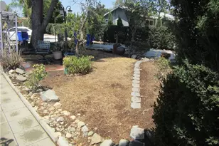 16592 Valencia, Fontana, CA 92335 - Photo 49