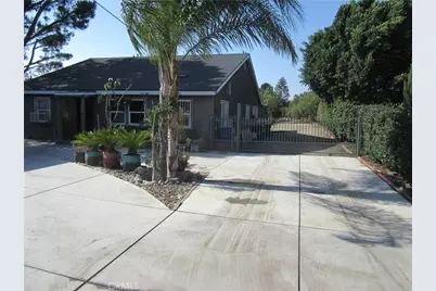 16592 Valencia, Fontana, CA 92335 - Photo 3