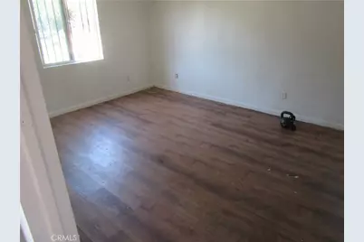 16592 Valencia, Fontana, CA 92335 - Photo 25