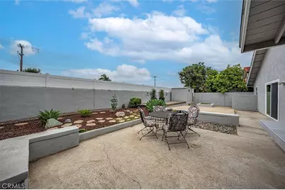 19402 Coralwood Lane, Huntington Beach, CA 92646 - Photo 33