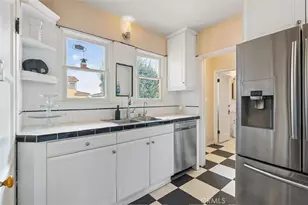 2805 W Bella Ct, Anaheim, CA 92804 - Photo 19