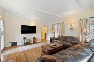 2805 W Bella Ct, Anaheim, CA 92804 - Photo 13