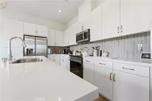 3247 E Moonstone Dr, Ontario, CA 91761 - Photo 5