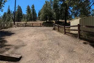 725 W Big Bear Blvd, Big Bear City, CA 92314 - Photo 11